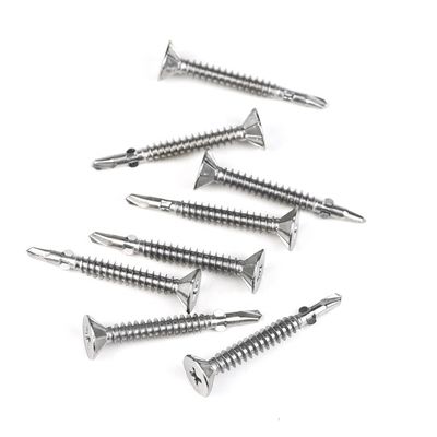 Metrischer DIN Standard Tek 5 Kohlenstoffstahl Trusskopf Phillips mit Wing Selbstbohrschrauben angepasst